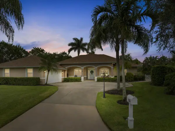 550 46th Court, Vero Beach, FL 32968
