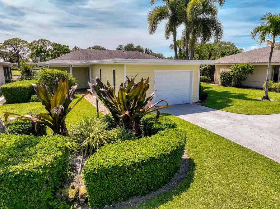 13793 Whispering Lakes Lane, Palm Beach Gardens, FL 33418 - #3