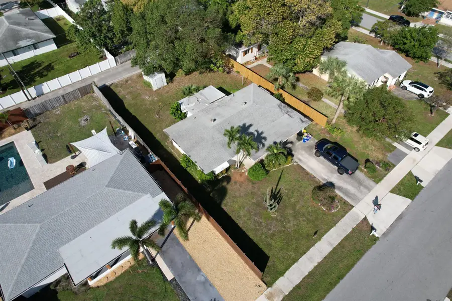 910 SE 3rd Avenue, Delray Beach, FL 33483 - Image #2