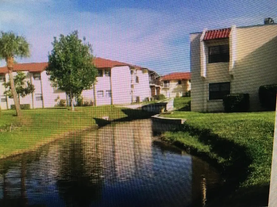 2050 Oleander Boulevard #2105, Fort Pierce, FL 34950 - Image #2