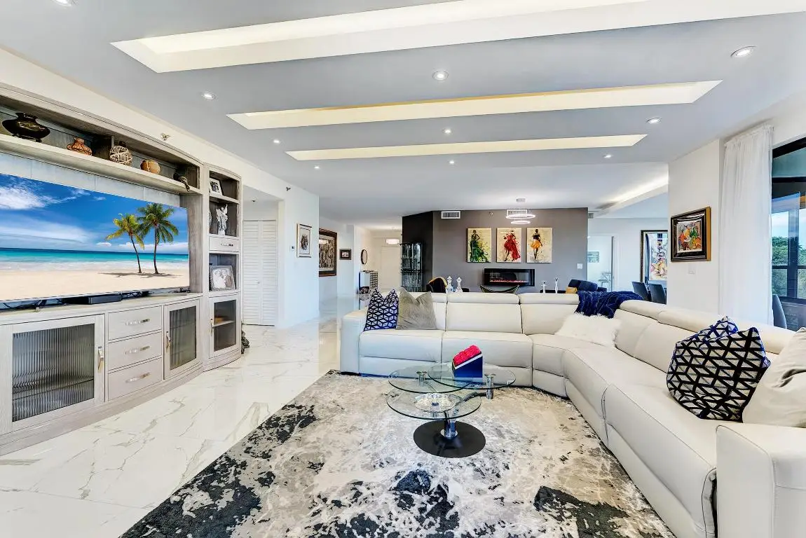 7235 Promenade Drive #J-302, Boca Raton, FL 33433 - Image #1