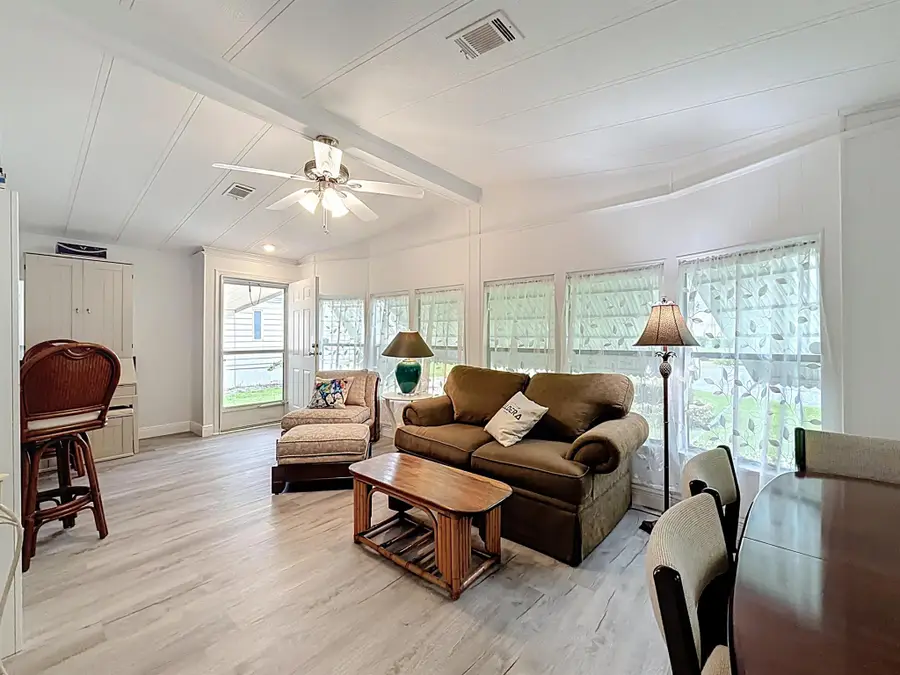 7335 SE Independence Avenue, Hobe Sound, FL 33455 - Image #2