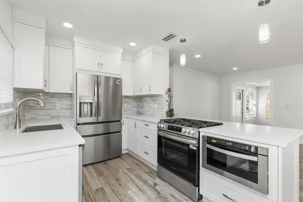 702 S 12th Street, Lantana, FL 33462