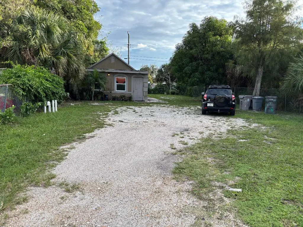 2848 Westgate Avenue, West Palm Beach, FL 33409 - Image #1