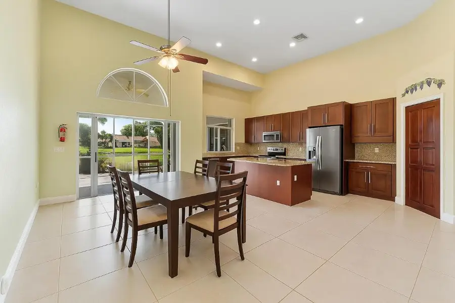 7793 Highlands Cir, Margate, FL 33063 - Image #2