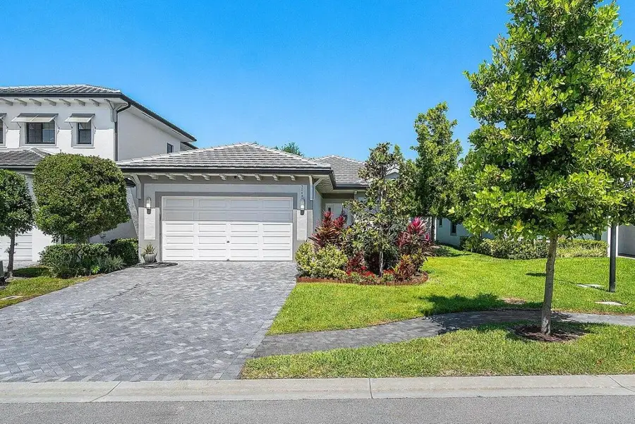 3049 Safflower Circle, West Palm Beach, FL 33401 - Image #2