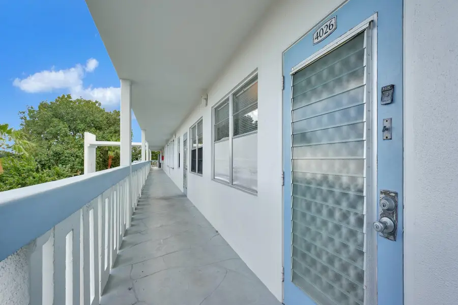 4026 Swansea B, Deerfield Beach, FL 33442 - Image #2