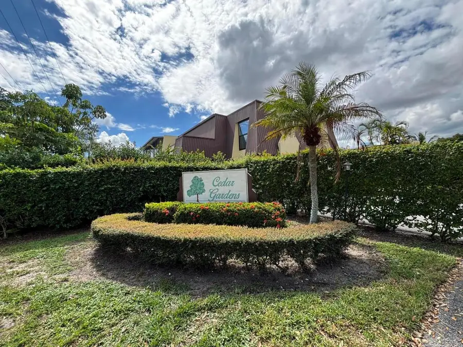 3536 Gardens Drive E #B, Palm Beach Gardens, FL 33410 - Image #2