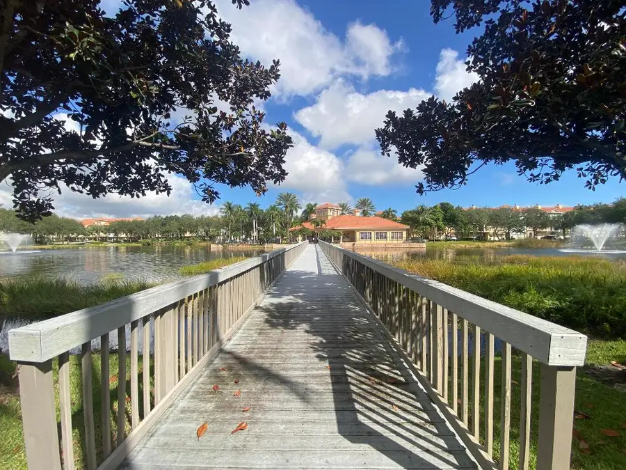 2456 San Pietro Circle, Palm Beach Gardens, FL 33410 - Image #2