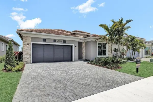 10064 Driftwood Way, Palm Beach Gardens, FL 33412