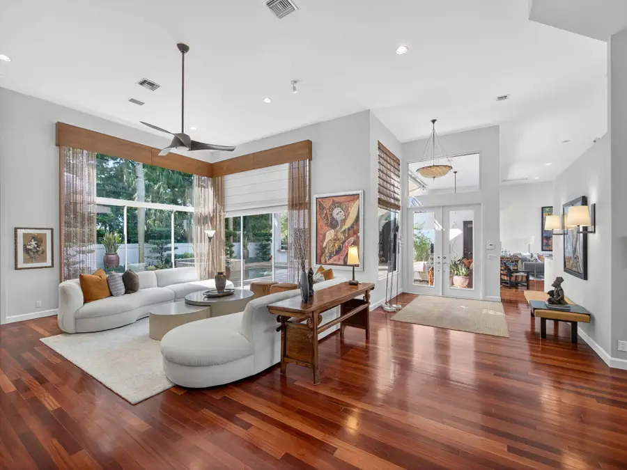 101 Pembroke Drive, Palm Beach Gardens, FL 33418 - Image #2