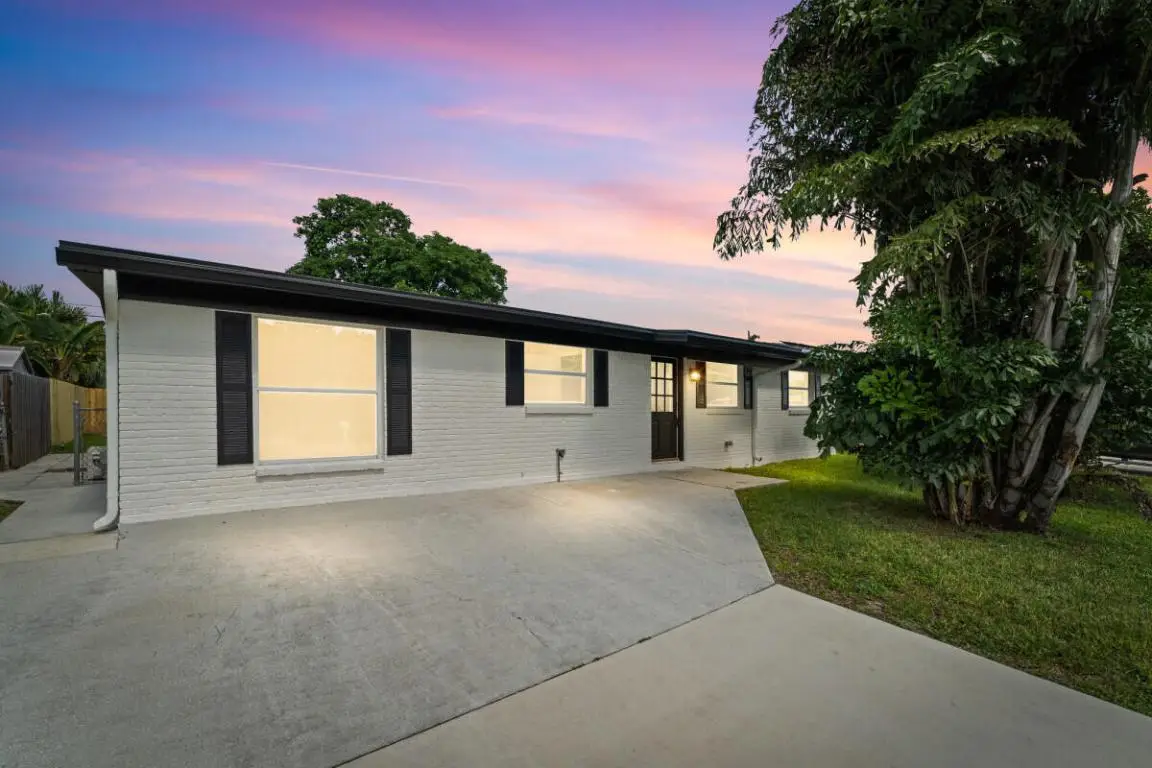 3797 Bahama Road, Palm Beach Gardens, FL 33410 - Image #1