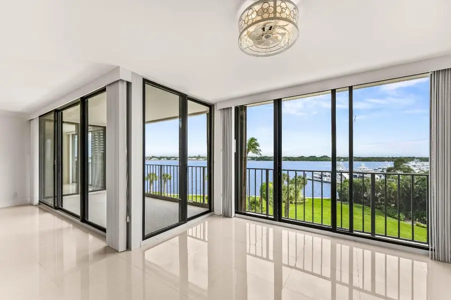 124 Lakeshore Drive #531, North Palm Beach, FL 33408 - Image #2