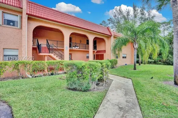 235 Lake Dora Drive #235, West Palm Beach, FL 33411