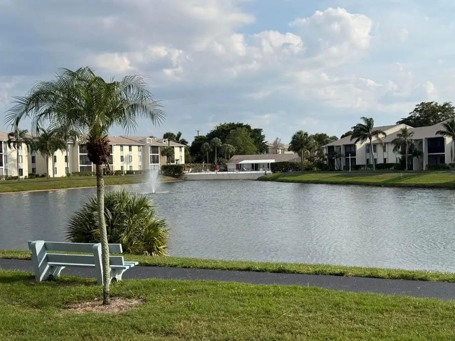 1107 Green Pine Boulevard #B1, West Palm Beach, FL 33409 - Image #2