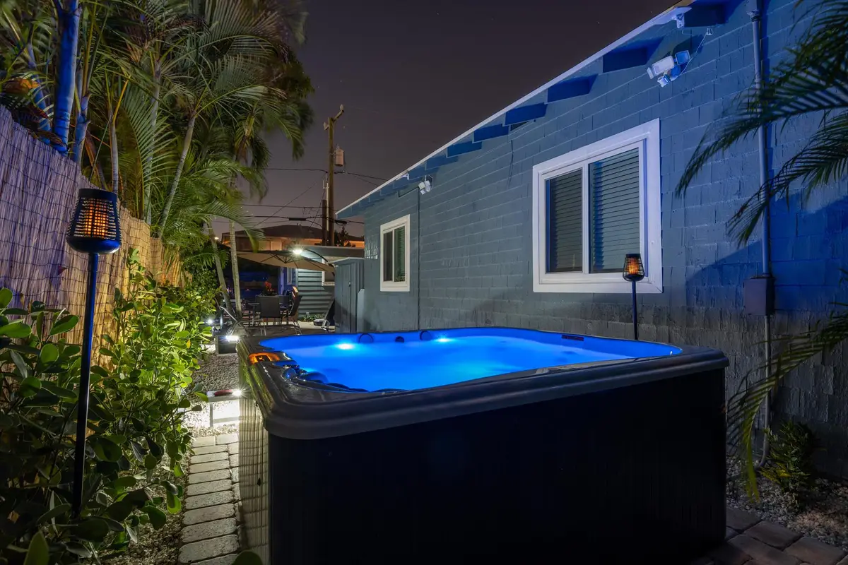 424 Malverne Road, West Palm Beach, FL 33405 - Image #1