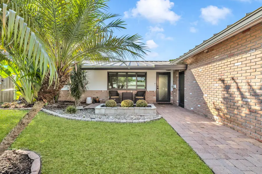 2000 NW 38th Street, Oakland Park, FL 33305 - Image #2