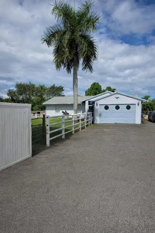 13997 76th Road N, West Palm Beach, FL 33412 - Image #2