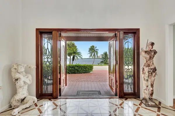 1141 Pine Point Road, Riviera Beach, FL 33404