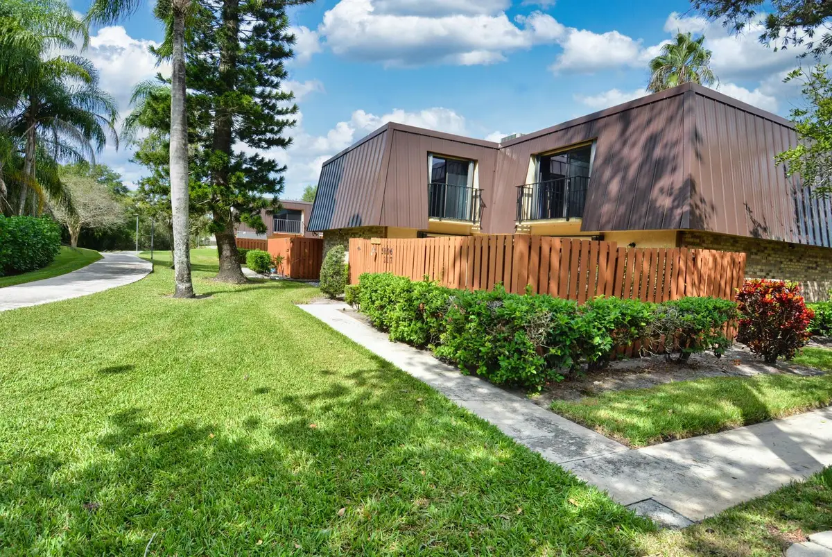 5806 SE Windsong Lane #217, Stuart, FL 34997 - Image #1