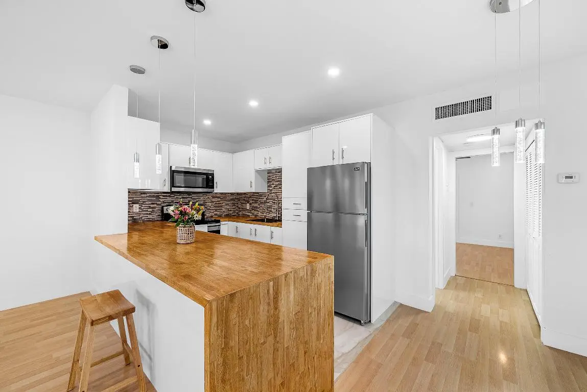 116 Salisbury E, West Palm Beach, FL 33417 - #1