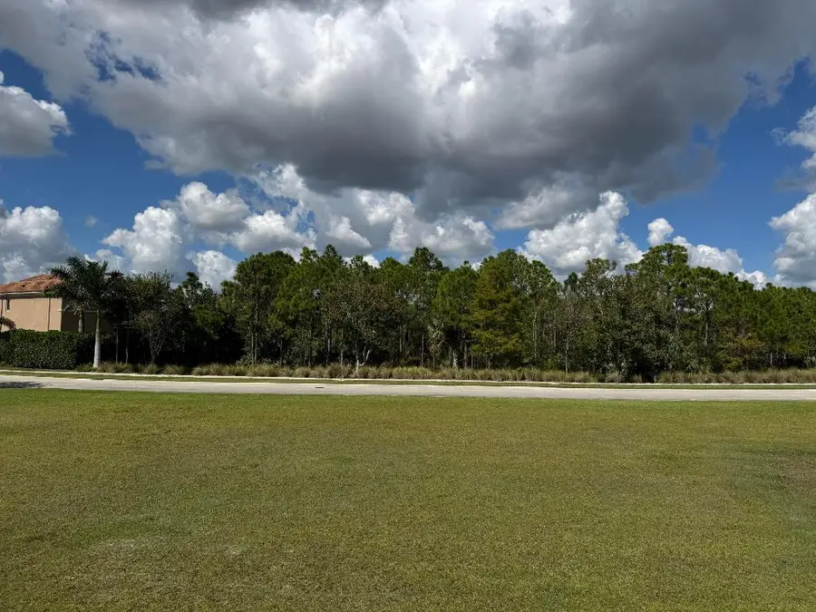 114 SE Via San Marino, Port Saint Lucie, FL 34984 - #3