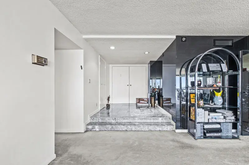 1900 Consulate Place #2001, West Palm Beach, FL 33401 - Image #3