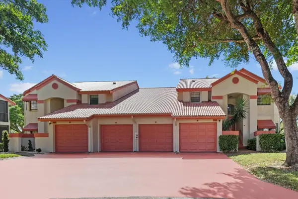 7701 Lexington Club Boulevard #B, Delray Beach, FL 33446