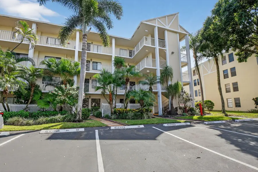 7270 Ashford Place #208, Delray Beach, FL 33446 - #2