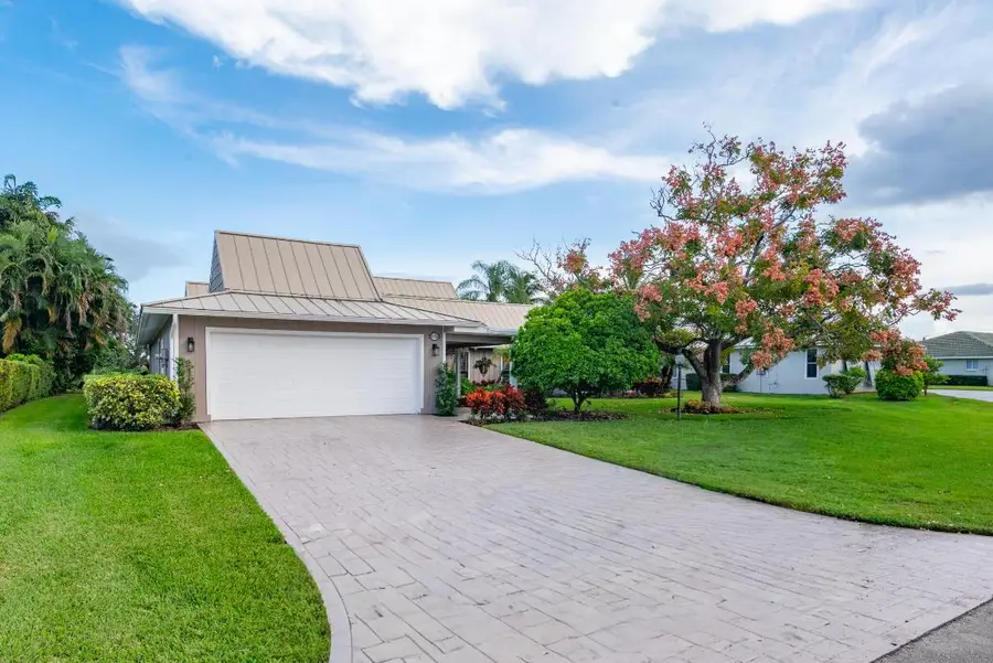 3333 SE Fairway E, Stuart, FL 34997 - Image #2