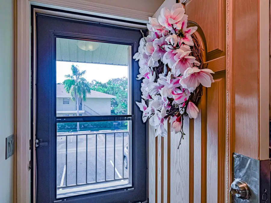 400 18th Street #G5, Vero Beach, FL 32960 - Image #2