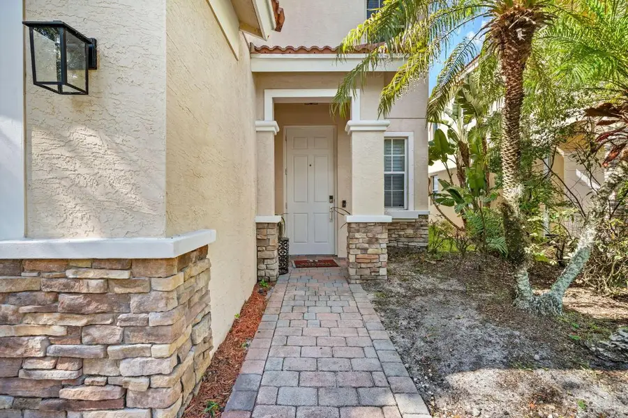 1003 NW Leonardo Circle, Port Saint Lucie, FL 34986 - Image #2