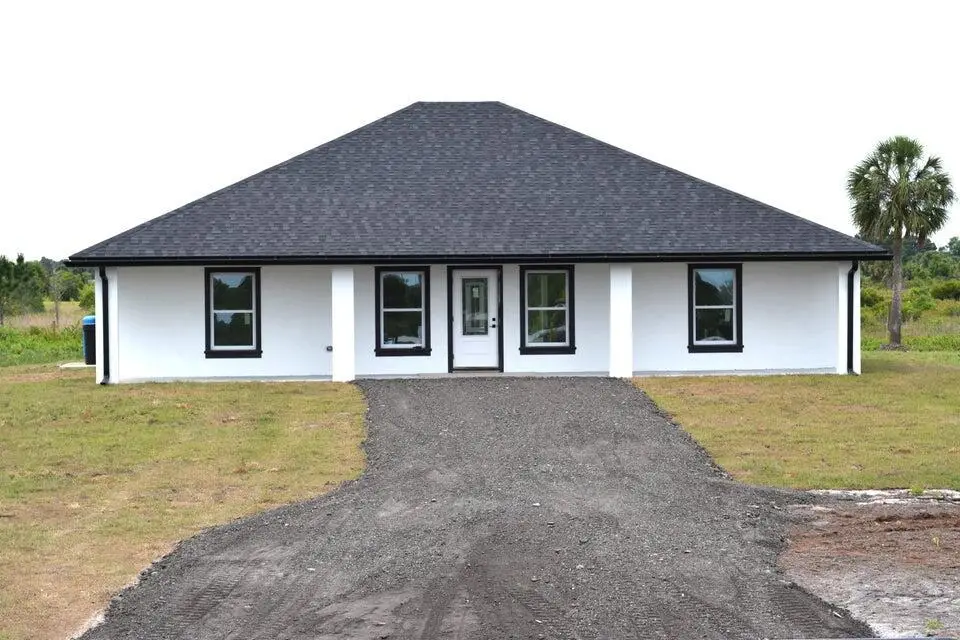 7542 NW 83rd Court, Okeechobee, FL 34972 - Image #1