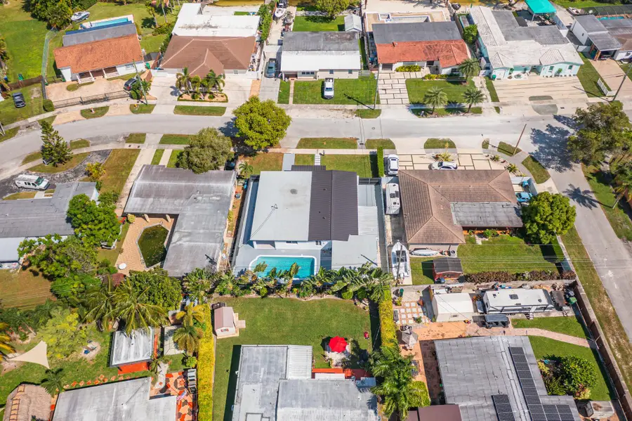 11014 Westwood Lake Drive, Miami, FL 33165 - Image #3