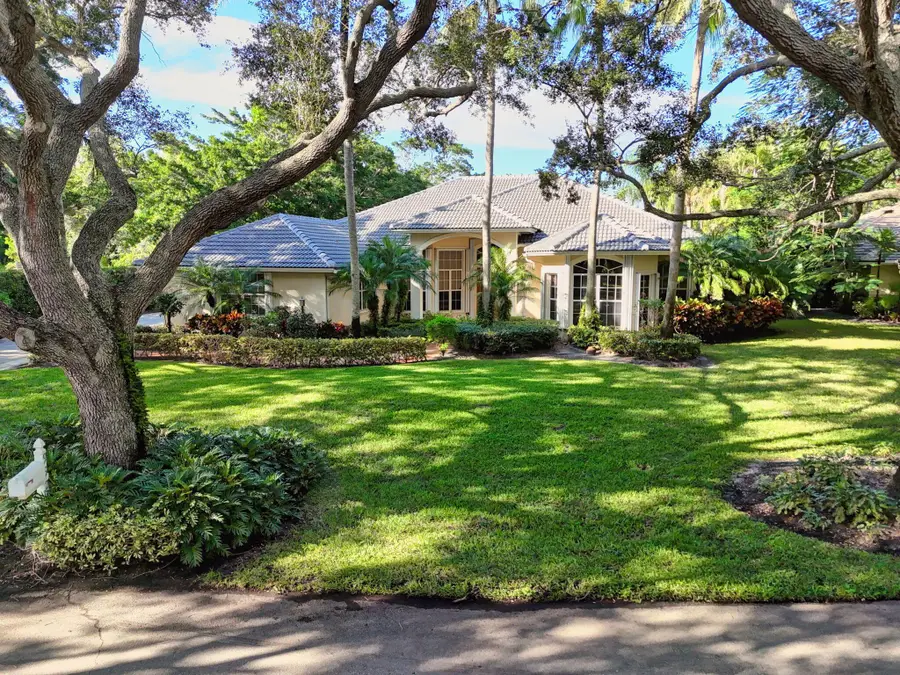 9923 SE Oak Tree Terrace, Tequesta, FL 33469 - Image #2