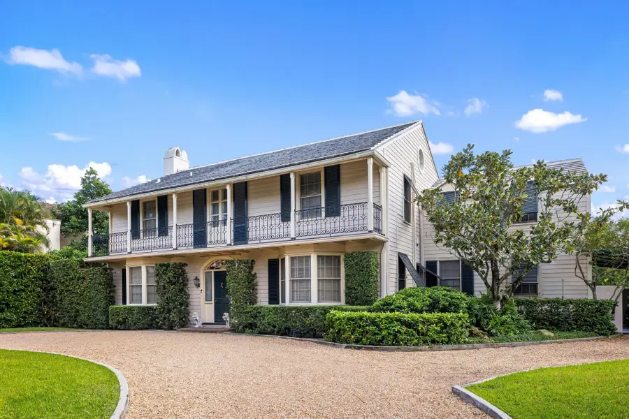 334 Barton Avenue, Palm Beach, FL 33480 - Image #2