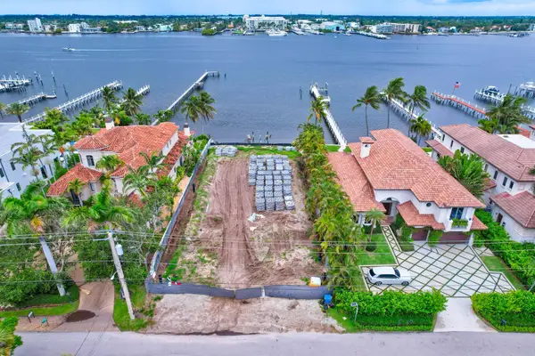819 N Atlantic Drive, Lantana, FL 33462