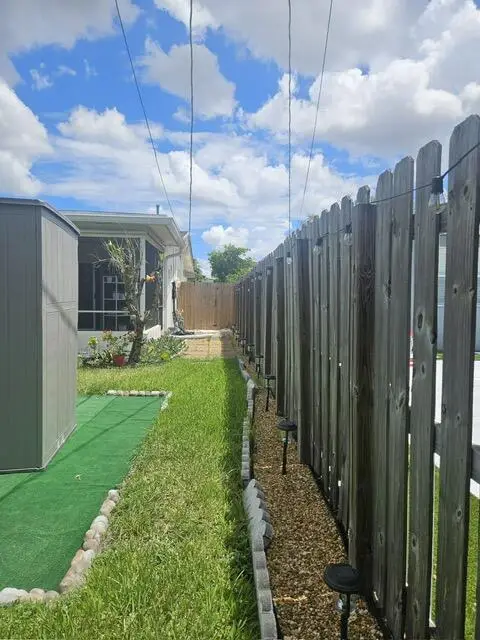 9761 NW 24th Place, Sunrise, FL 33322 - Image #2