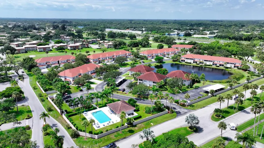 295 Grand Royale Circle #202, Vero Beach, FL 32962 - Image #2