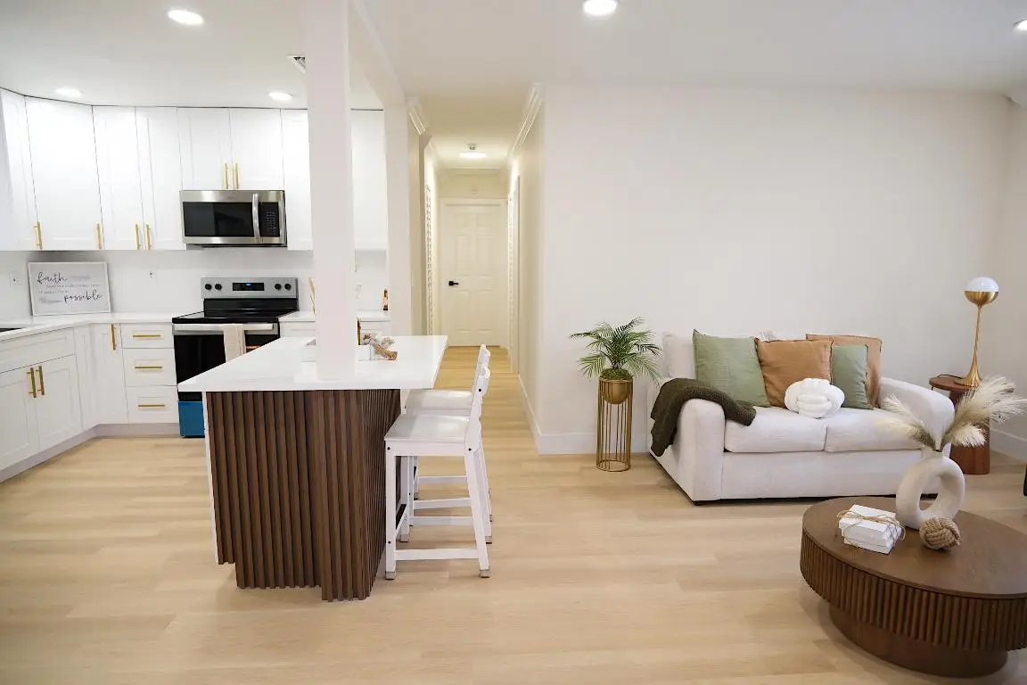 1084 SW 4th Avenue, Pompano Beach, FL 33060 - Image #1