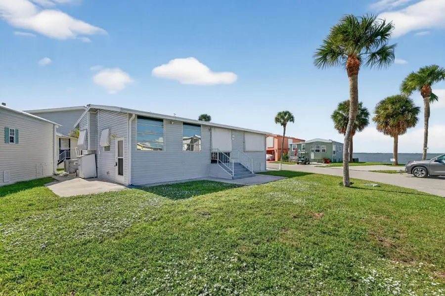 217 Nettles Boulevard, Jensen Beach, FL 34957 - Image #2