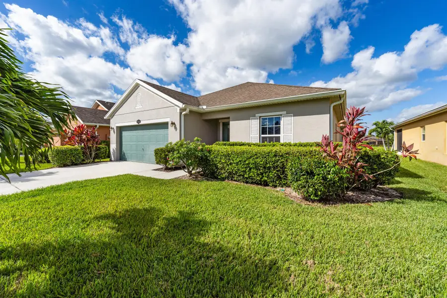 8156 Westfield Circle, Vero Beach, FL 32966 - Image #2