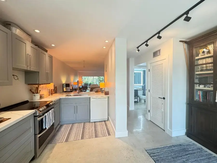 2320 SW 22nd Avenue #212, Delray Beach, FL 33445 - Image #3