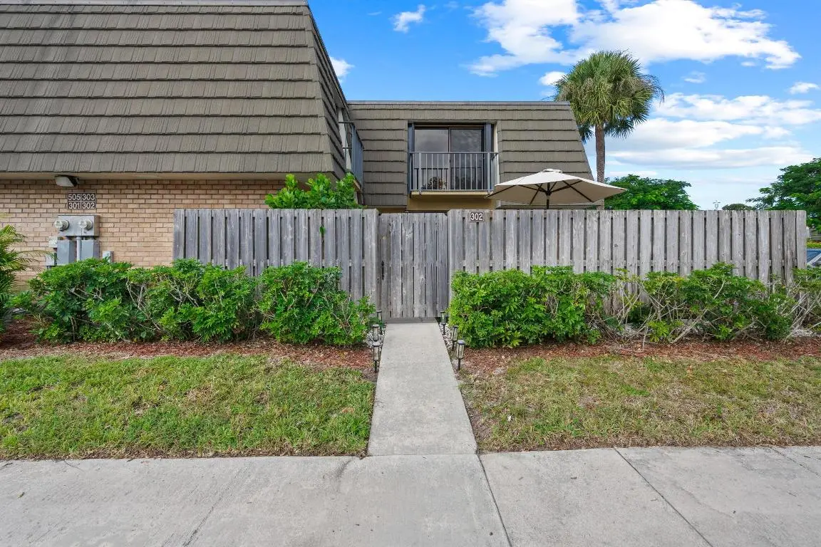 302 3rd Way, West Palm Beach, FL 33407 - Image #1