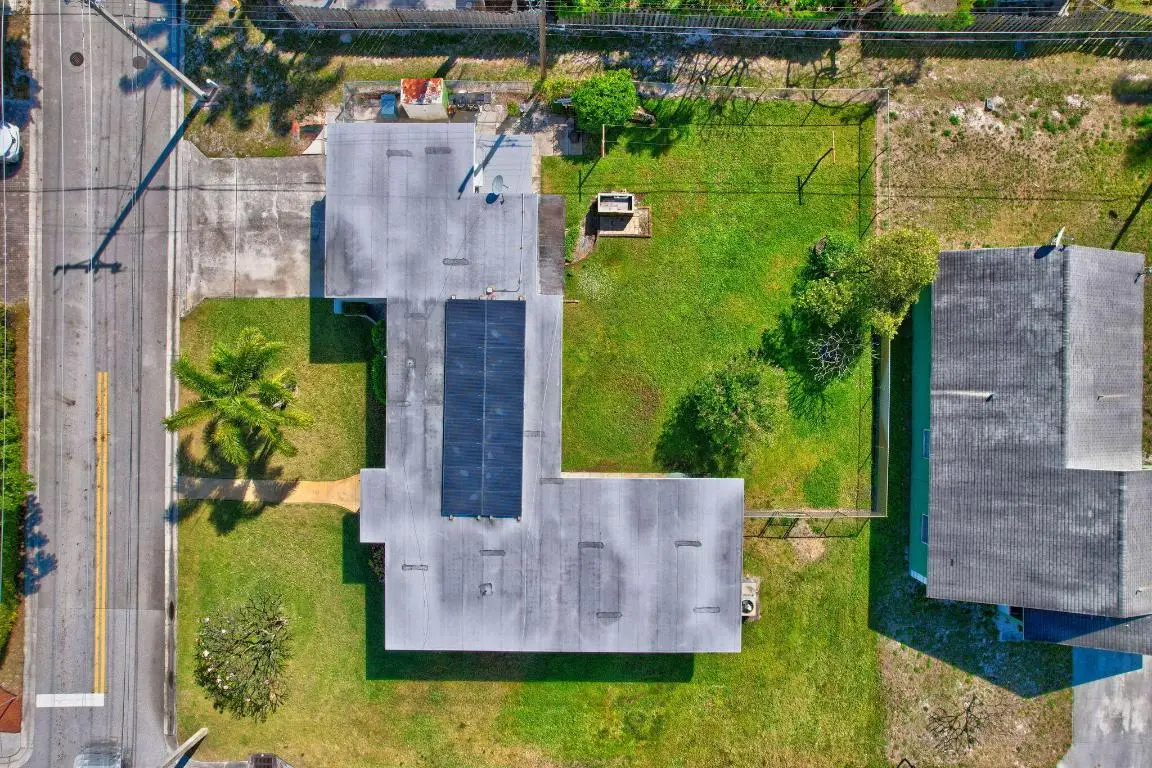 609 16th Avenue N, Lake Worth Beach, FL 33460 - #1