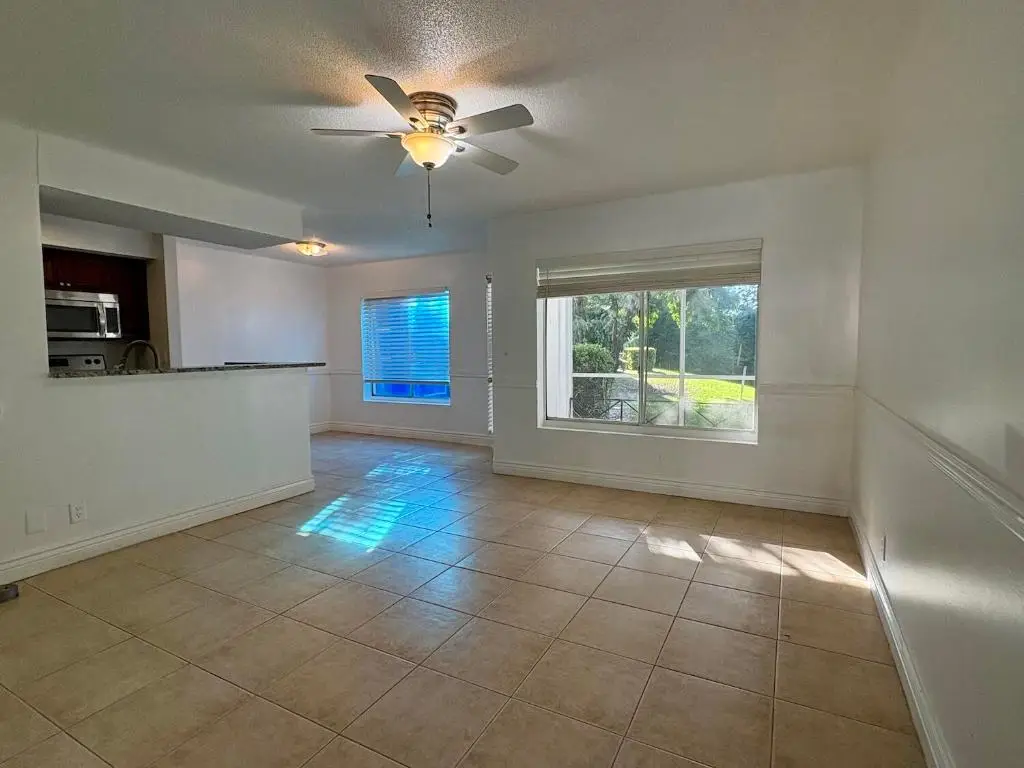 815 W Boynton Beach Boulevard #4-102, Boynton Beach, FL 33426 - Image #1