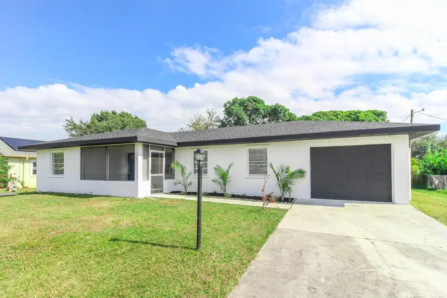 313 NW Dorchester Street, Port Saint Lucie, FL 34983 - Image #2