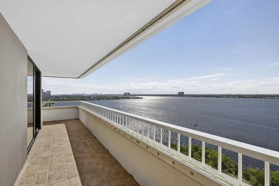 5280 N Ocean Drive #15 E, Singer Island, FL 33404 - Image #2