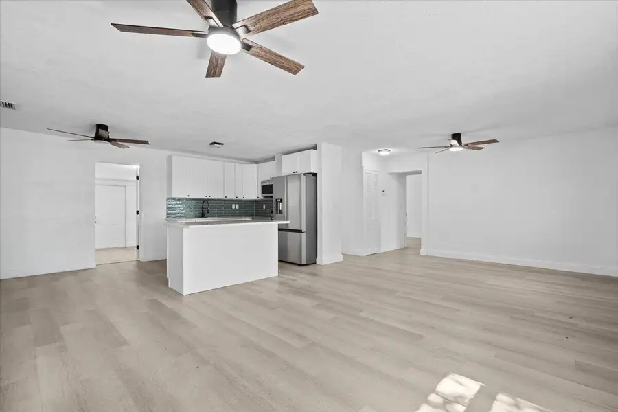 905 SE 10th Street, Stuart, FL 34994 - Image #3