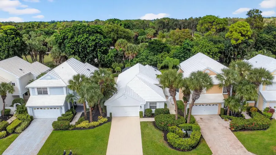 9333 Heathridge Drive, West Palm Beach, FL 33411 - #3